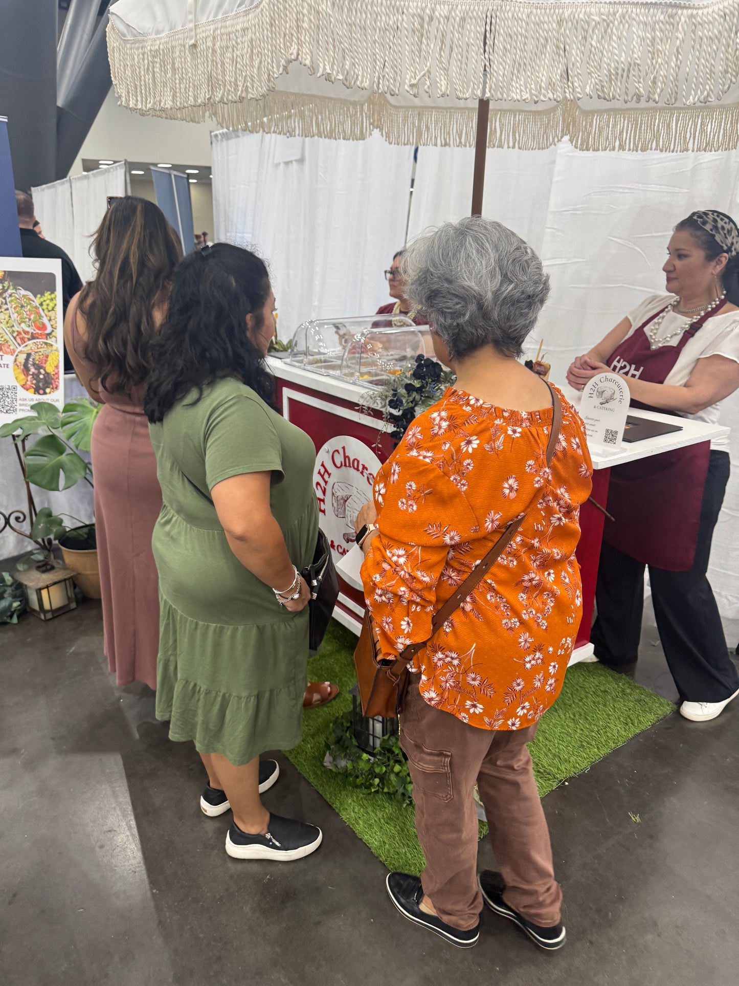 Grand Cart Model Side Shelves